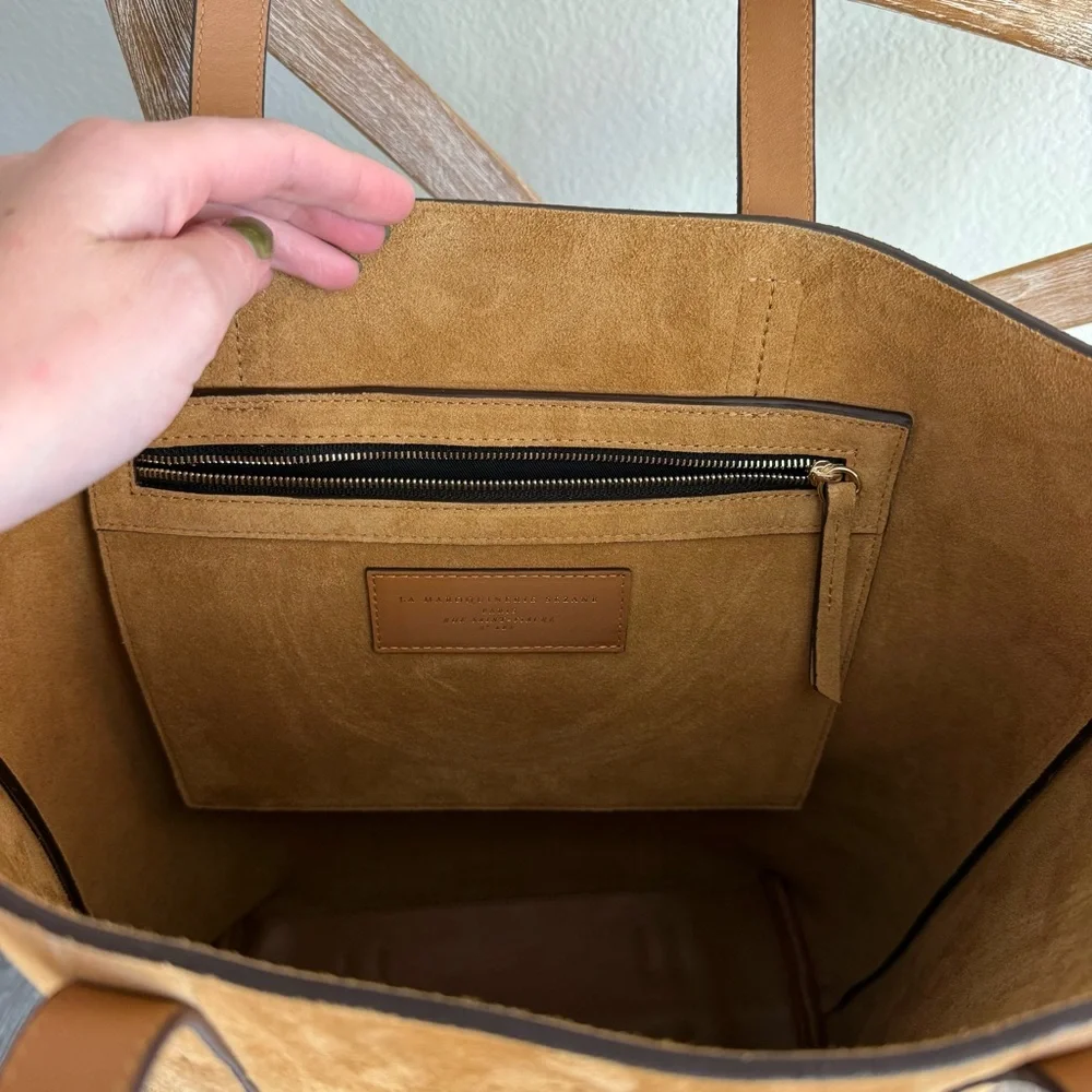 Sezane the tote in suede